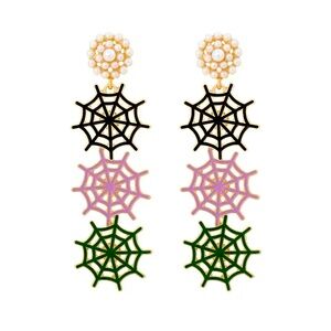 Spooky Spider Web Halloween Pearl Dangle Earring